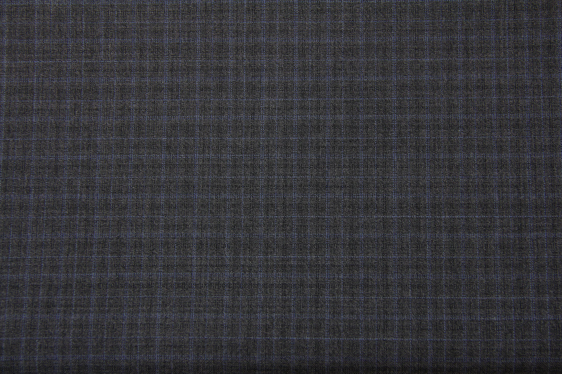 Reda 110's Mini Dotted Suit