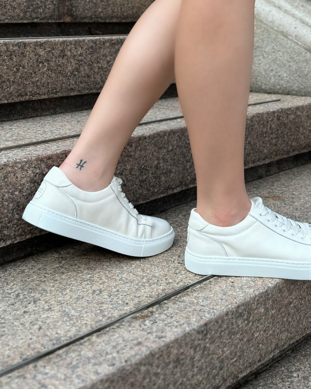 Classic Leather HC White Sneakers