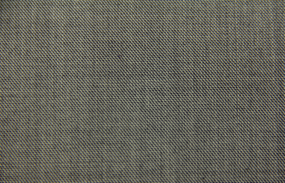 Holland & Sherry Swan Hill (Grey Sharkskin)